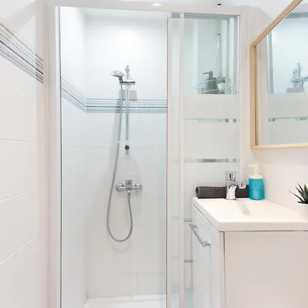 Convivial Et Chaleureux Pres De Notre-dame